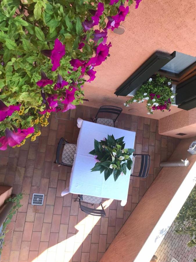 Casa Del Balcone Fiorito Apartment กอร์มอนส์ ภายนอก รูปภาพ