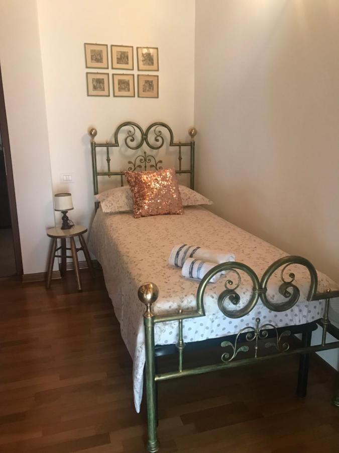 Casa Del Balcone Fiorito Apartment กอร์มอนส์ ภายนอก รูปภาพ