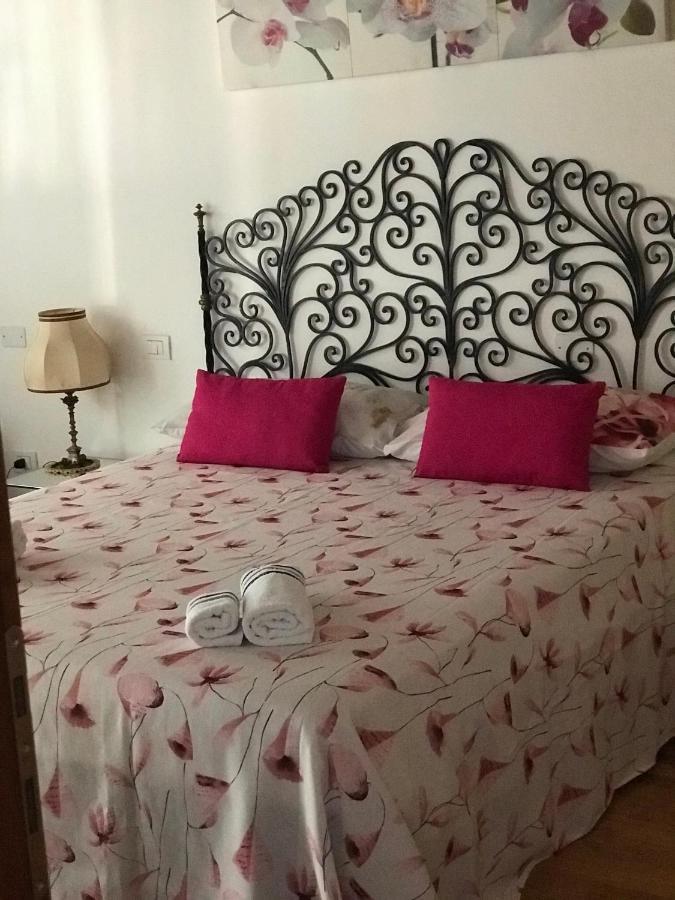 Casa Del Balcone Fiorito Apartment กอร์มอนส์ ภายนอก รูปภาพ